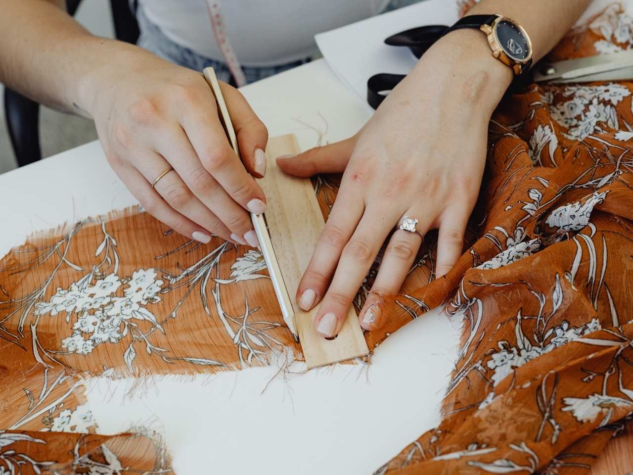 ateliercouturecartoucircfriperiecartoucherieressourcerie.jpg